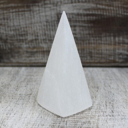 Selenite Pyramid - 10 cm - Image 2