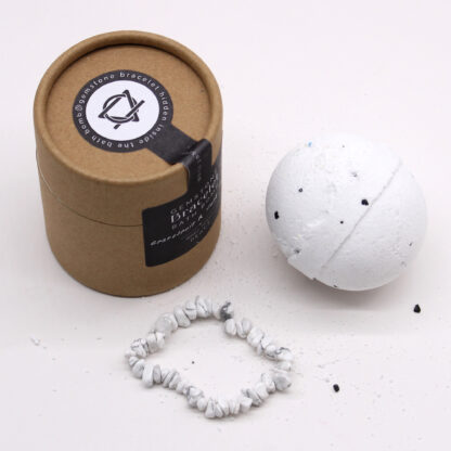 White Jasper Gem Bracelet Bath Bomb - Image 4