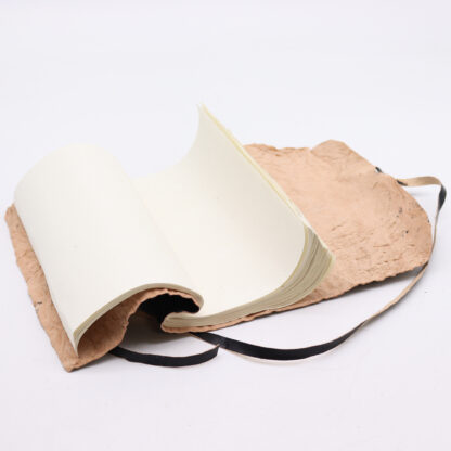 Rolled Leather Travel Notebook - 96 pages - Black  21x15cm - Image 4