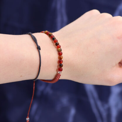 Zodiac Crystal Candle with Gemstone Bracelet - Leo - Image 4